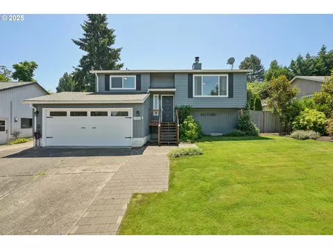21932 SW Creek Dr, Tualatin, OR 97062