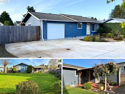 1121 Boyer Ct, Brookings, OR 97415