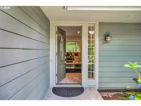 Entry Way - 29408 SE Stone Rd, Gresham, OR 97080 photo 1 of 3