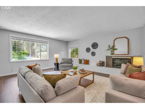 Living - 29408 SE Stone Rd, Gresham, OR 97080 photo 7 of 8