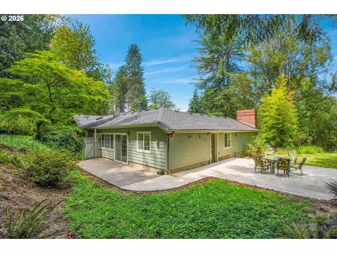 Exterior - 29408 SE Stone Rd, Gresham, OR 97080 photo 6 of 10