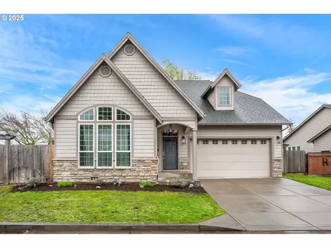 7552 Camden St NE, Keizer, OR 97303