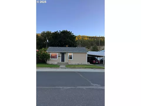 520 SE Hillcrest Rd, John Day, OR 97845