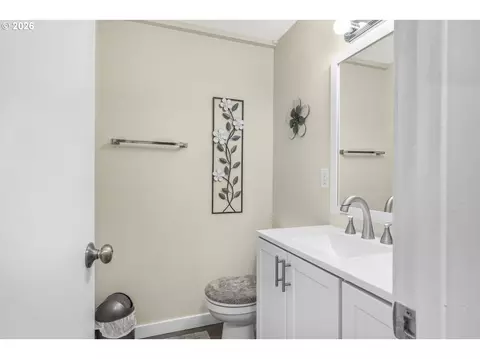 470 NW Bella Vista Dr, Gresham, OR 97030 photo 22