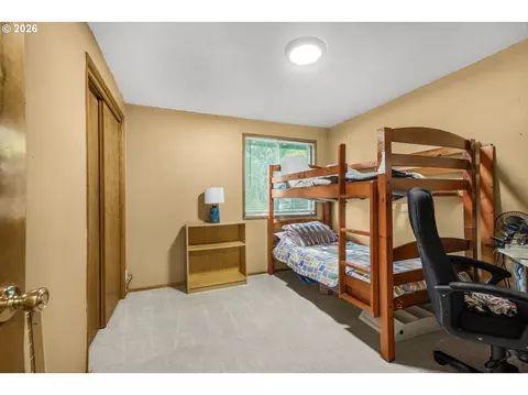 470 NW Bella Vista Dr, Gresham, OR 97030 photo 15