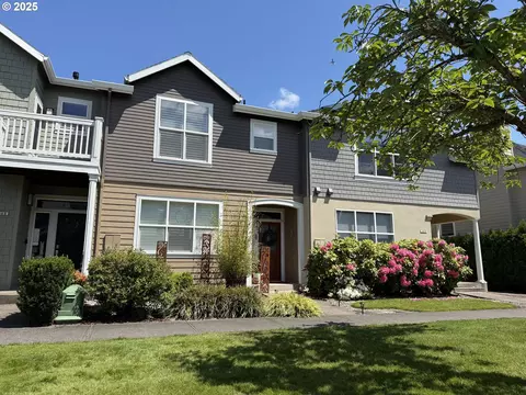 1444 NE Market Dr, Fairview, OR 97024