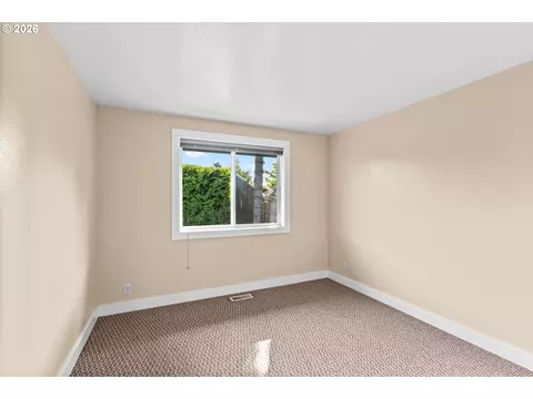 Bedroom - 2788 Chad Dr, Eugene, OR 97408 photo 1 of 5