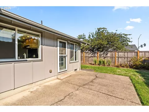 Exterior - 2788 Chad Dr, Eugene, OR 97408 photo 5 of 8