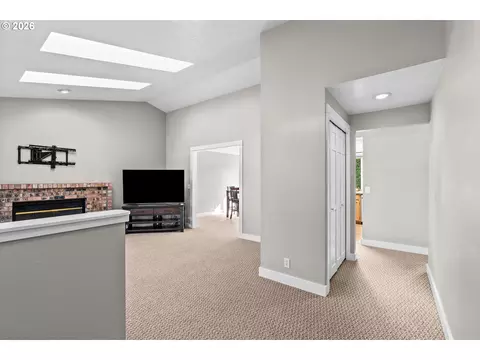 Living - 2788 Chad Dr, Eugene, OR 97408 photo 2 of 4
