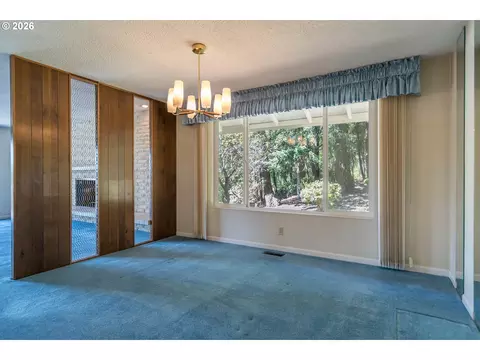 Living - 4072 Normandy Way, Eugene, OR 97405 photo 4 of 6