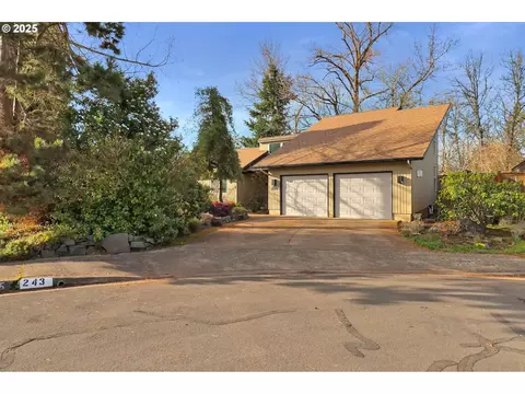 243 Stags Leap Ct, Eugene, OR 97404
