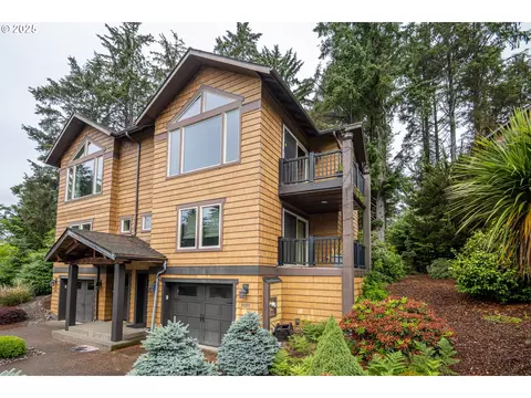 3095 NE Cascara Ct, Lincoln City, OR 97367