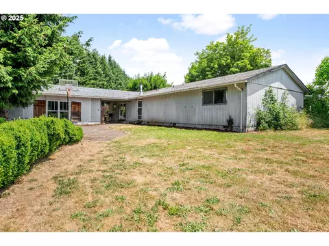 22224 S Kamrath Rd, Oregon City, OR 97045