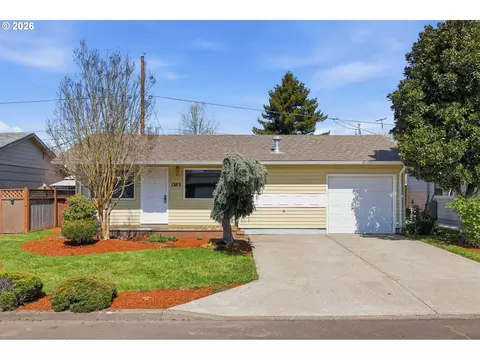 1383 Thompson Rd, Woodburn, OR 97071