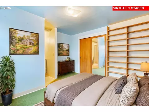 Bedroom - 2810 Harris St, Eugene, OR 97405 photo 1 of 2