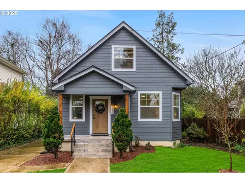 7319 N Polk Ave, Portland, OR 97203
