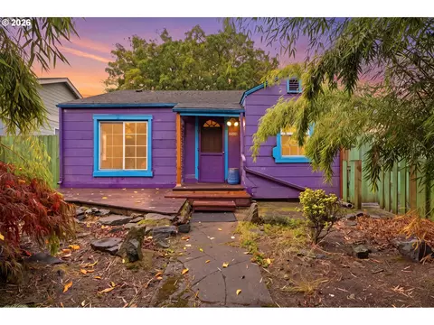 2904 Harney St, Vancouver, WA 98660