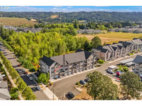 16417 NW Chadwick Way #201, Portland, OR 97229