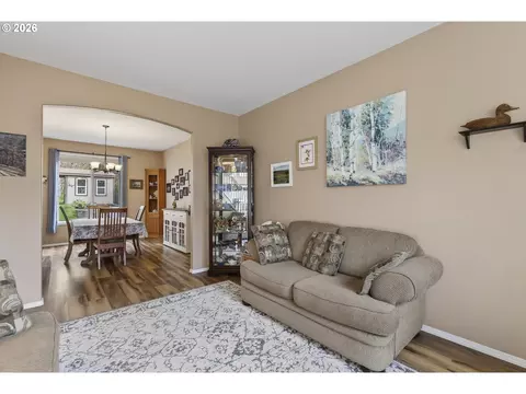 Living - 163 SW Sandlewood Loop, Gresham, OR 97030 photo 1 of 3