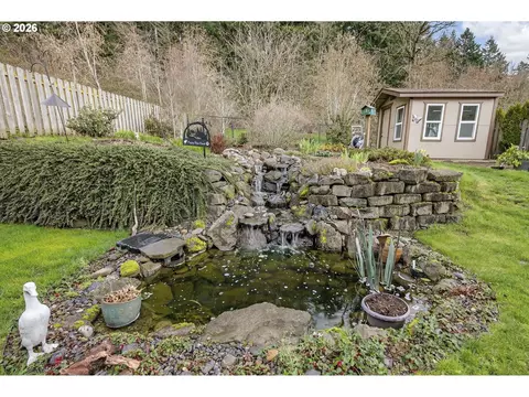 Exterior - 163 SW Sandlewood Loop, Gresham, OR 97030 photo 13 of 13