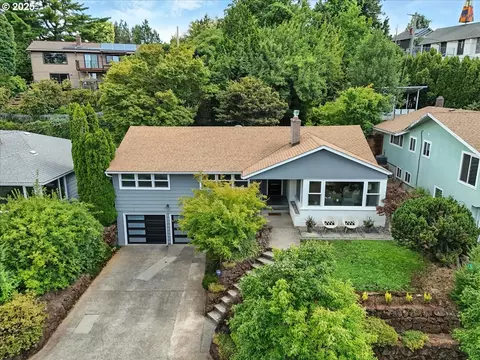 4405 SE Flavel St, Portland, OR 97206