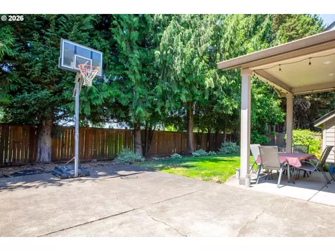 2552 Crowther Dr, Eugene, OR 97404 photo 29