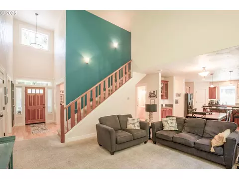 2552 Crowther Dr, Eugene, OR 97404 photo 5