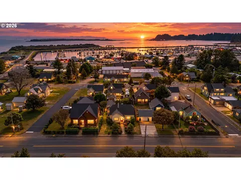 View/Area - 509 Spruce St, Ilwaco, WA 98624 photo 5 of 5