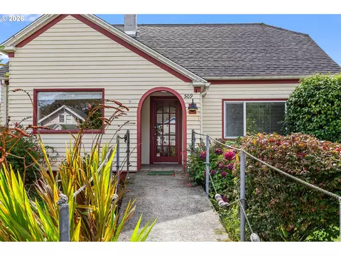 Other - 509 Spruce St, Ilwaco, WA 98624 photo 2 of 10