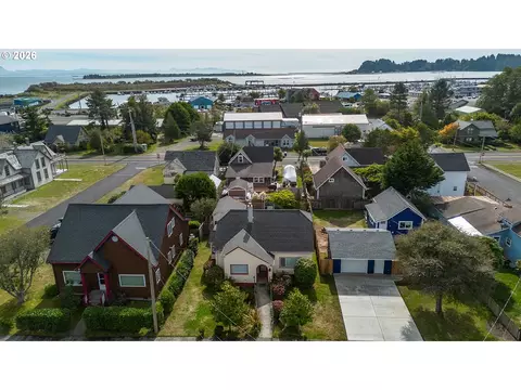 View/Area - 509 Spruce St, Ilwaco, WA 98624 photo 3 of 5