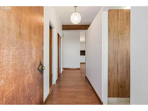 Entry Way - 1421 Harvard Ave, Gladstone, OR 97027 photo 1 of 1