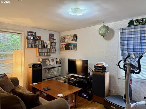 Other - 1470 Queens Way, Eugene, OR 97401 photo 2 of 6