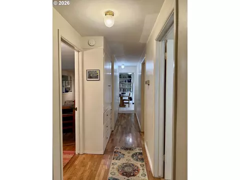 Entry Way - 1470 Queens Way, Eugene, OR 97401 photo 1 of 2