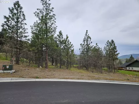 1419 Gordon Ct #37, The Dalles, OR 97058
