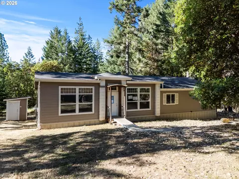 351 Board Shanty Creek Rd, Grants Pass, OR 97527