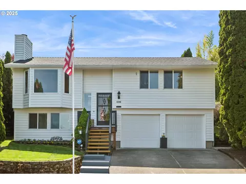 12196 SW Westbury Ter, Portland, OR 97223