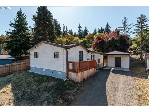 29590 Fir St, Rainier, OR 97048