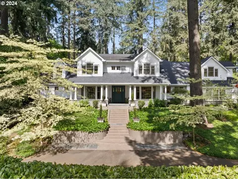 260 Iron Mountain Blvd, Lake Oswego, OR 97034