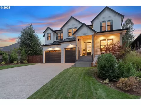 9293 SE Spyglass Dr, Happy Valley, OR 97086