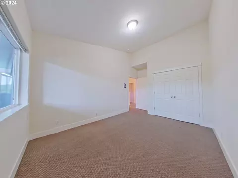 Bedroom - 1857 Pearl St, Eugene, OR 97401 photo 10 of 10