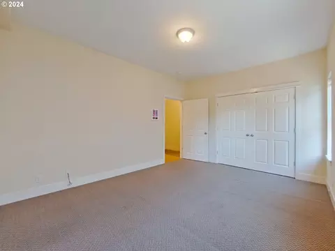 Bedroom - 1857 Pearl St, Eugene, OR 97401 photo 5 of 10
