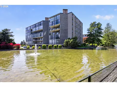 5575 Evergreen Blvd #4111, Vancouver, WA 98660