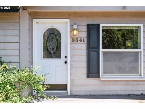 9341 N Pier Park Pl, Portland, OR 97203