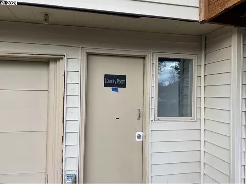 2797 NE Rene Ave #25-C, Gresham, OR 97030 photo 4