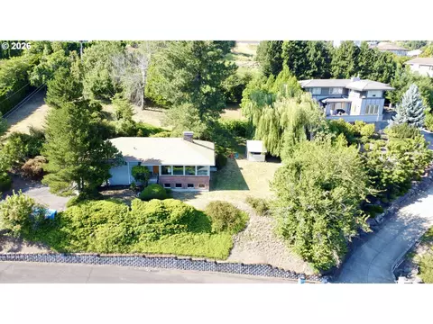 View/Area - 3137 NW 3rd Ave, Camas, WA 98607 photo 3 of 14