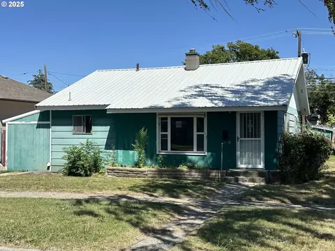 2870 3rd St, Baker City, OR 97814