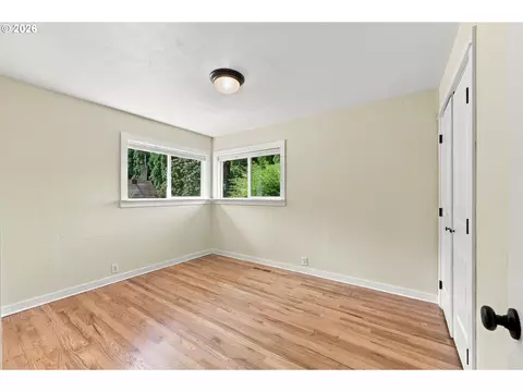 Bedroom - 21932 SE Ash St, Gresham, OR 97030 photo 1 of 6