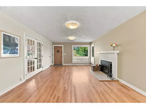 Living - 21932 SE Ash St, Gresham, OR 97030 photo 2 of 2