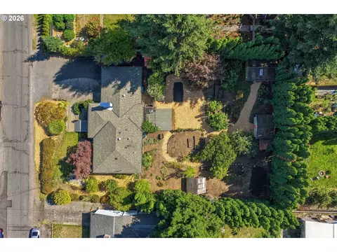 View/Area - 21932 SE Ash St, Gresham, OR 97030 photo 2 of 4