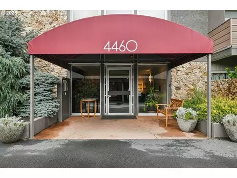 4460 SW Scholls Ferry Rd #7A, Portland, OR 97225